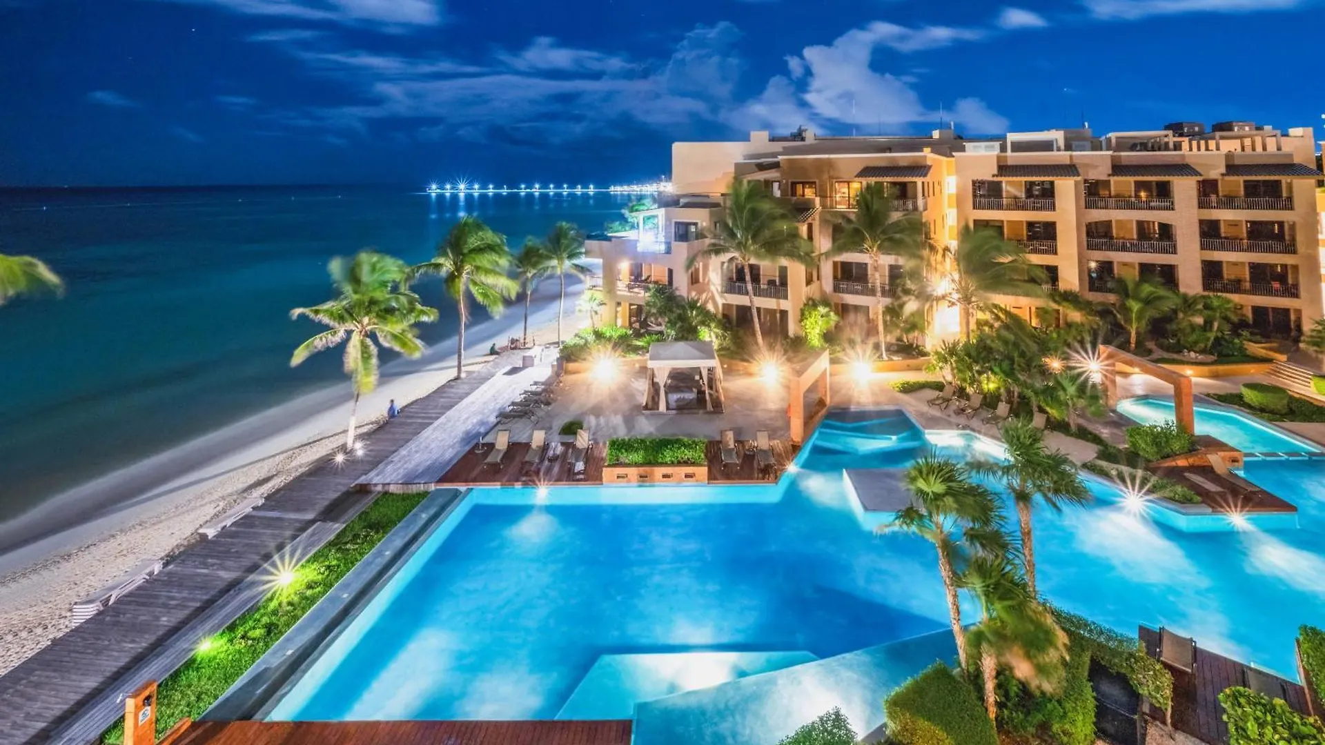 Luxury Beachfront Condo With 3 Bedrooms & Ocean View - El Faro Residences Playa del Carmen