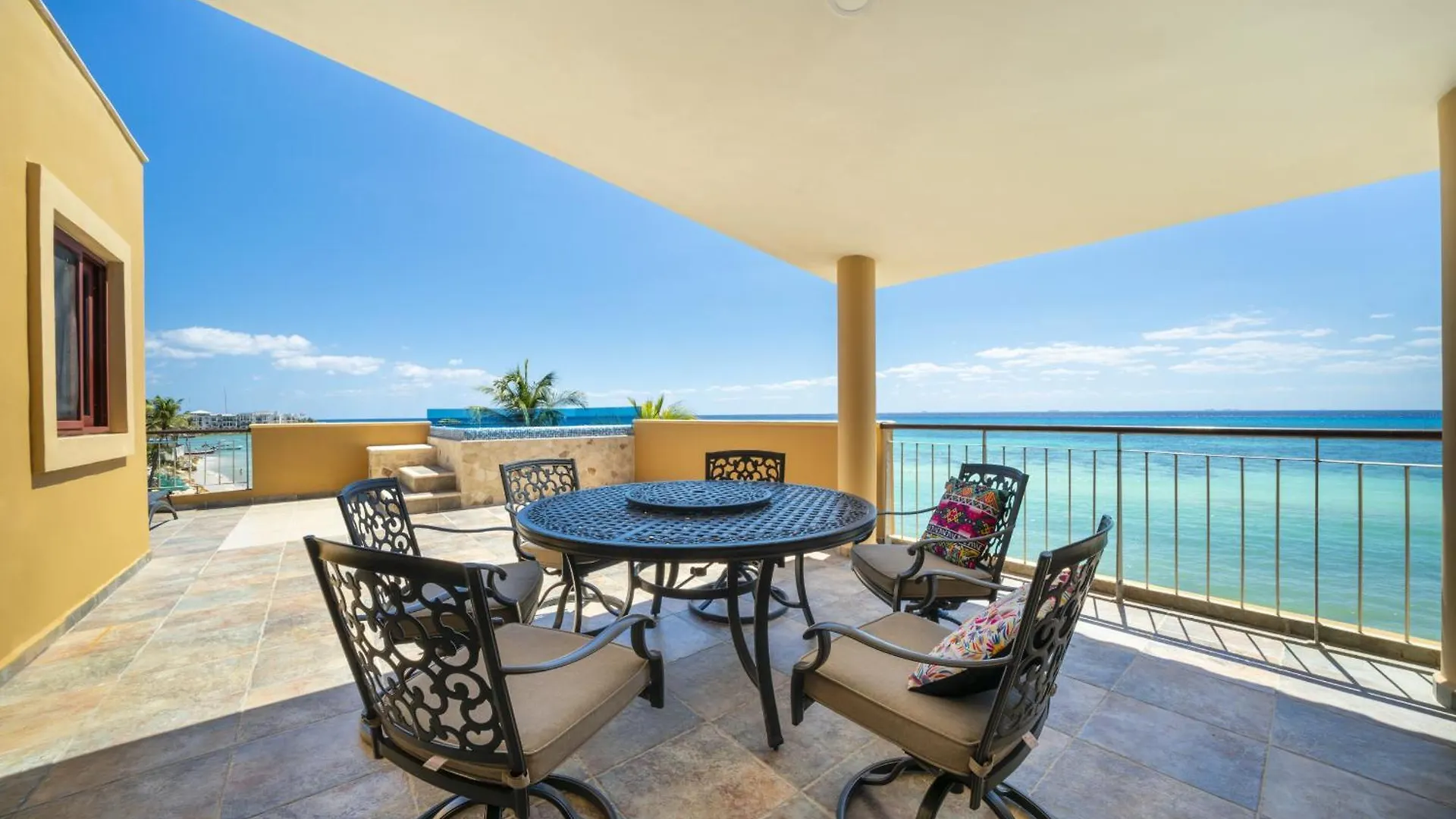 Luxury Beachfront Condo With 3 Bedrooms & Ocean View - El Faro Residences Playa del Carmen Apartment